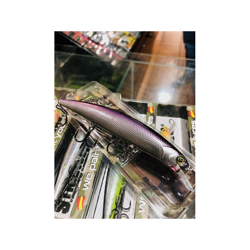 STRANGER BASS JERK 130 CROMO PLATA SUSPEN.